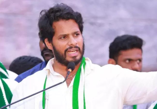 Nikhil Kumaraswamy demands Congress to drop Greater Bengaluru Project, announces agitation